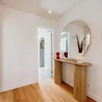 Orange House - Stunning One-bedroom 2e Apartamento Lisboa